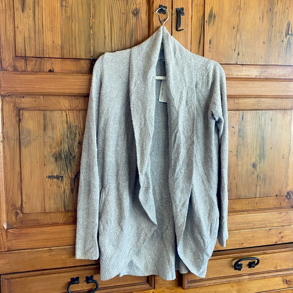 NEW WITH TAGS- Barefoot Dreams Cardigan